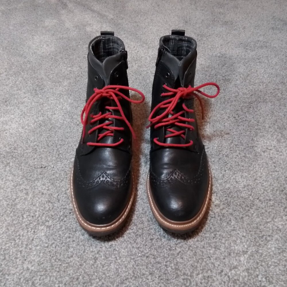 Black Wingtip Boots with Red Laces Side Zip Soho Cobbler Men's size 7